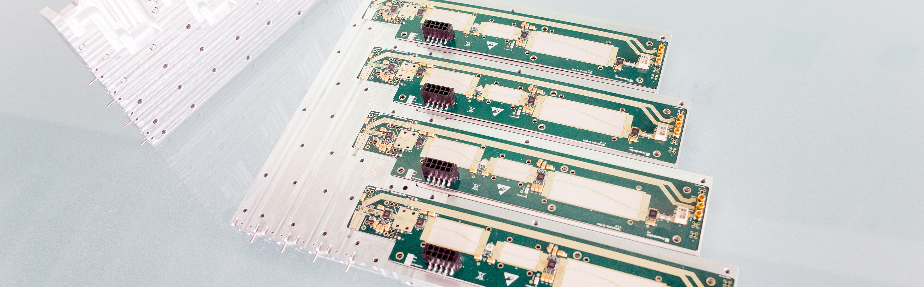 Unterschiede in den Kunststoff-Sorten sind für Terahertz-Kameras sichtbar.